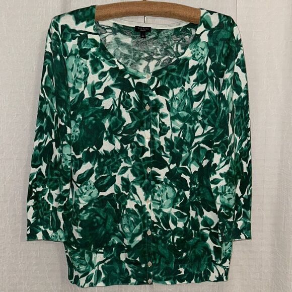 Talbots L Beautiful Floral White Green Button Front Quarter Sleeve Knit Cardigan - Picture 1 of 13